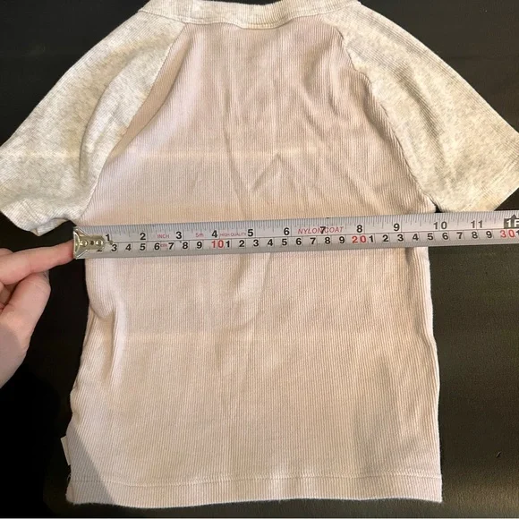 TNA Ribbed Raglan Baby Tee - Picture 2 of 4